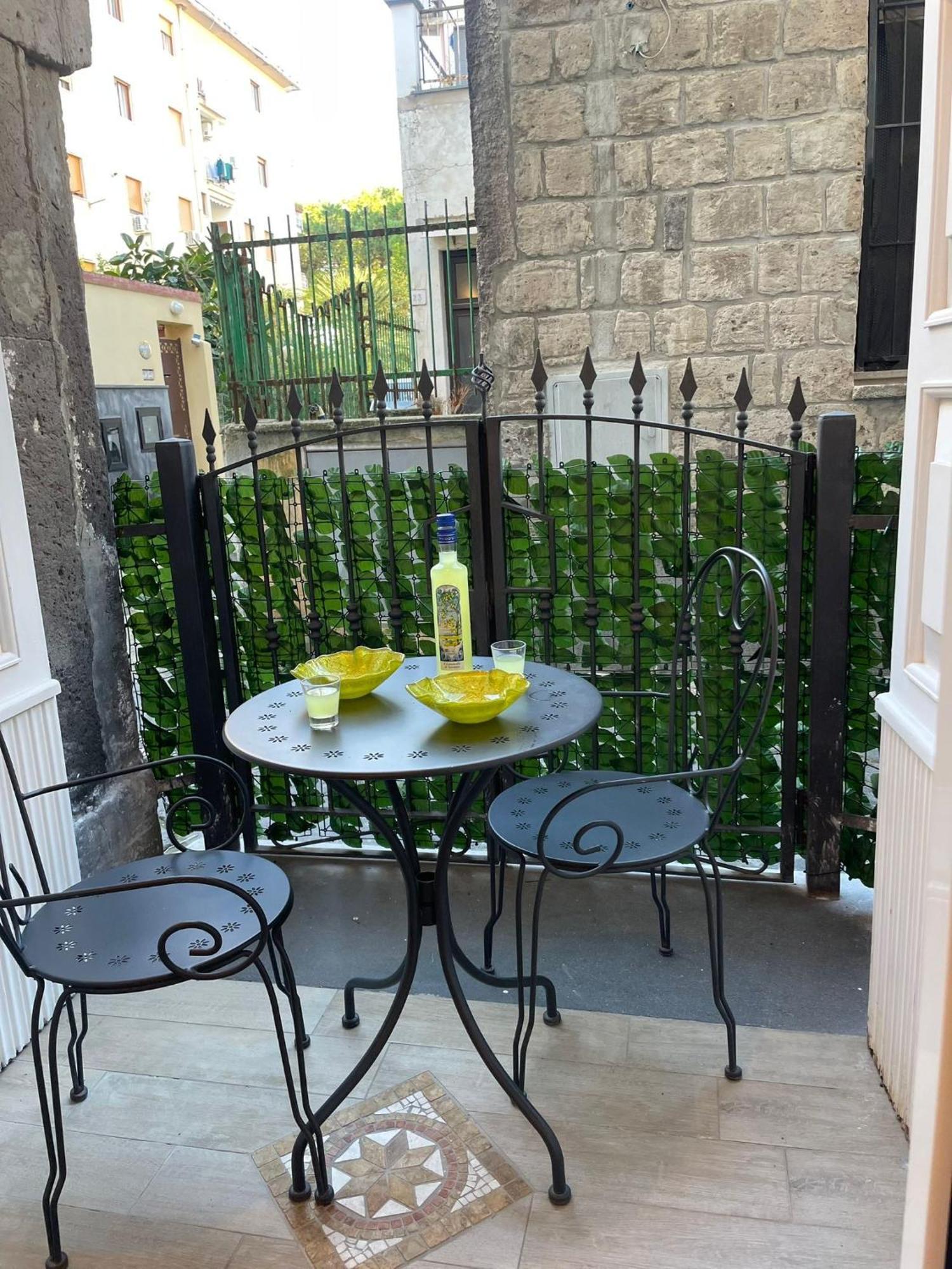 San Nicola Suite & Mini Apartment 索伦托 外观 照片